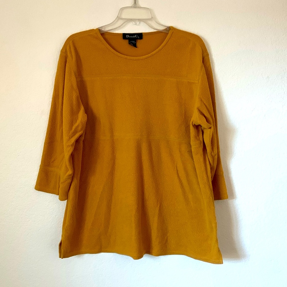 Reverse Fabric Quarter Sleeve